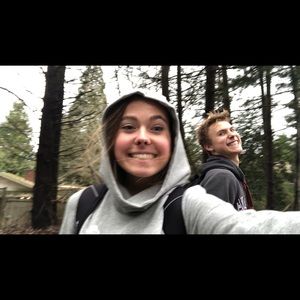 Meet your Posher, Leah